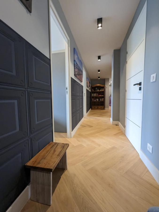 ניס Lovely Refurbished Apartment מראה חיצוני תמונה